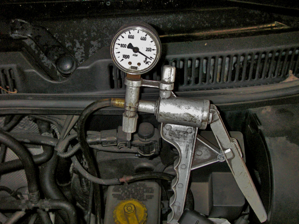 Testing with vacuum pump