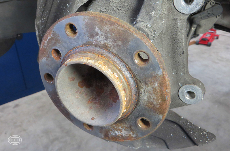 Check the wheel hub