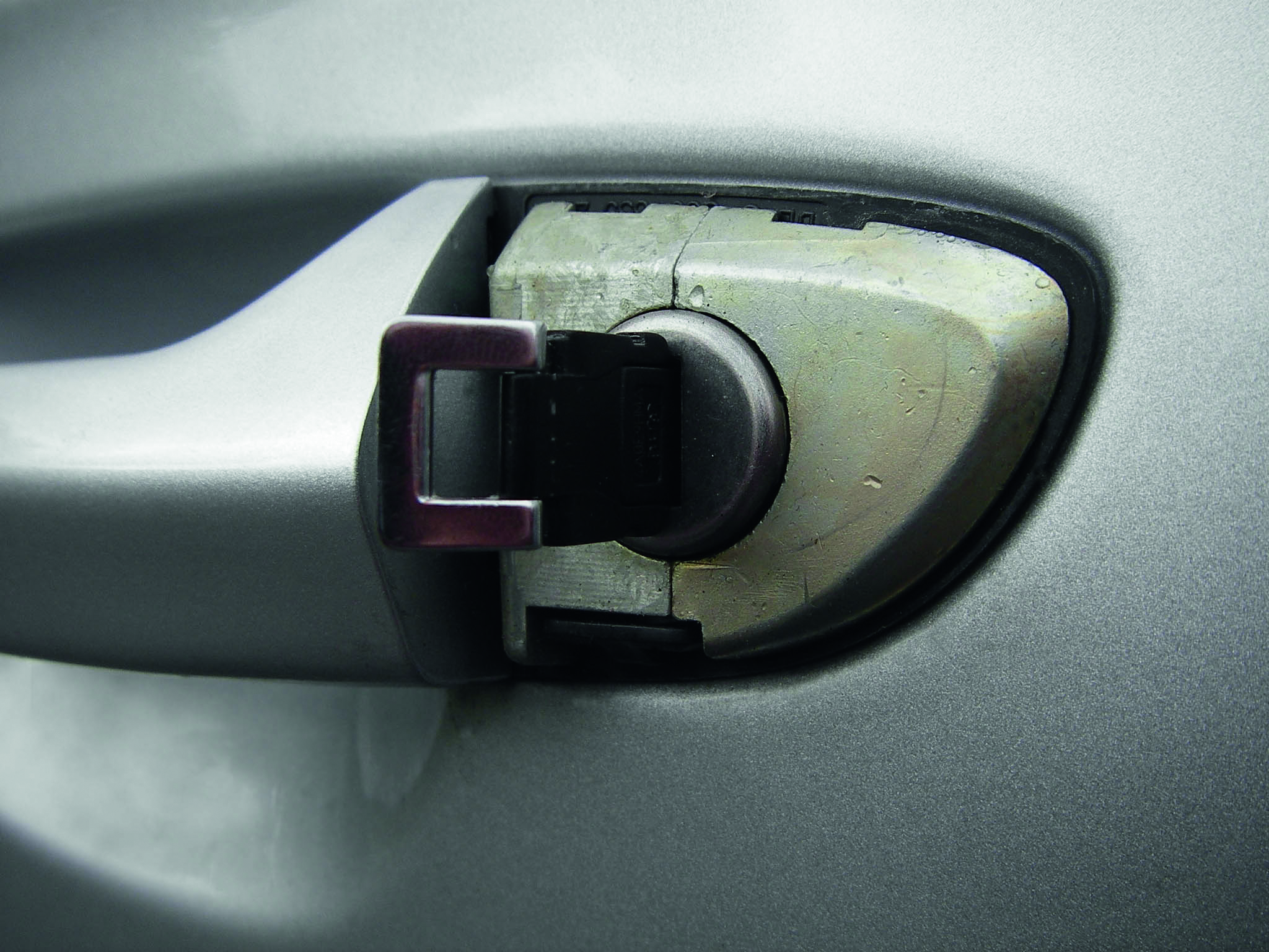 Emergency key, vehicle electronics